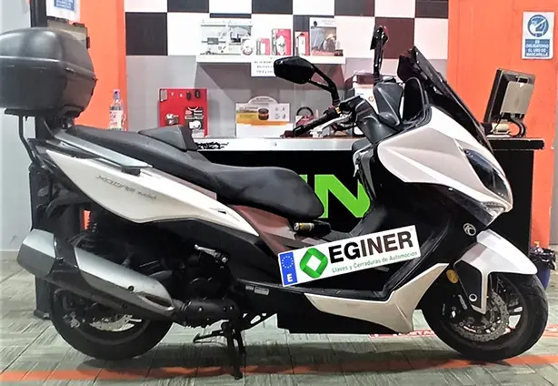 Kymco Xciting 400 Claus per a motos Kymco