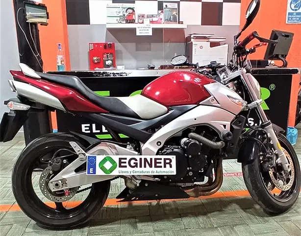 Suzuki GSR 650 Clau de moto Suzuki